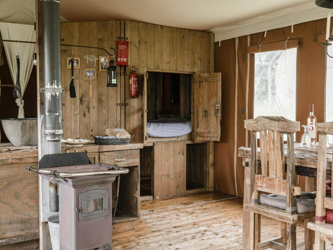 Private kitchen 2, Tent Lodge With Comfort, Zijpe