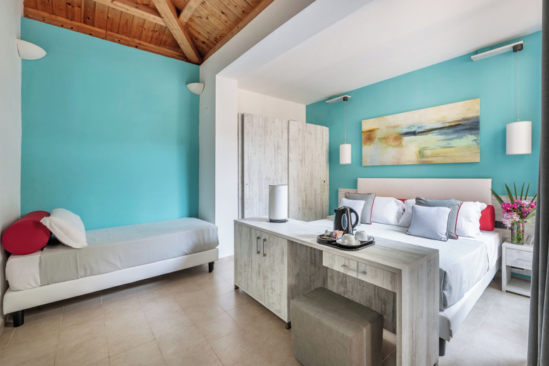 Bedroom 3, VOI Floriana Resort, Catanzaro