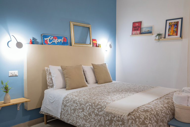 Bedroom 5, Flegreo bed and breakfast, Napoli