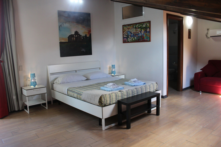 Bedroom 4, B&B Oasi al Mare, Salerno