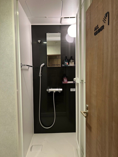 Bathroom 7