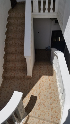 Others 3, Guesthouse Ada