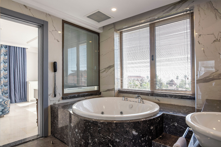 Bathroom 5, Blue Marlin Deluxe Spa & Resort - All Inclusive, Alanya