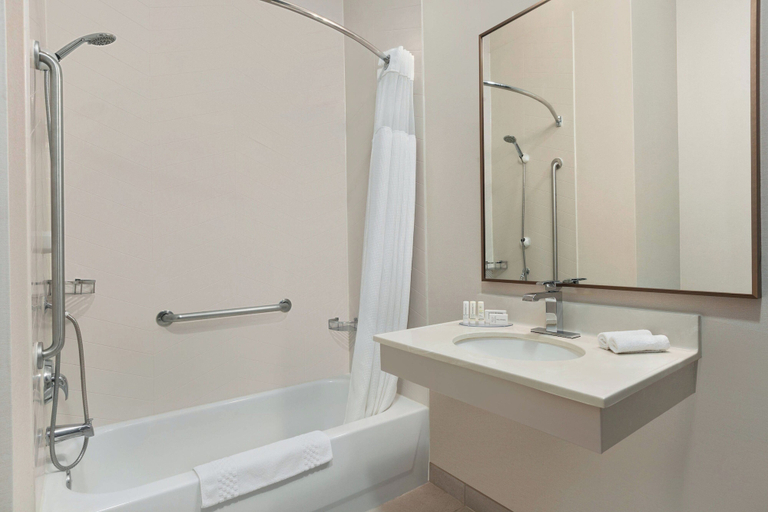 Bathroom 4, Fairfield Inn & Suites by Marriott Reno Sparks, Washoe