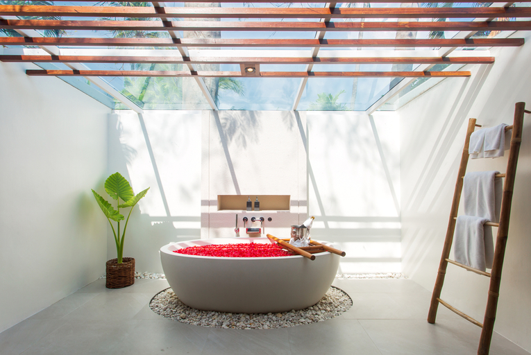 Bathroom 8