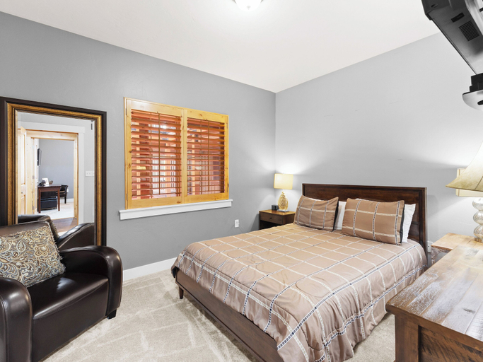 Bedroom 14