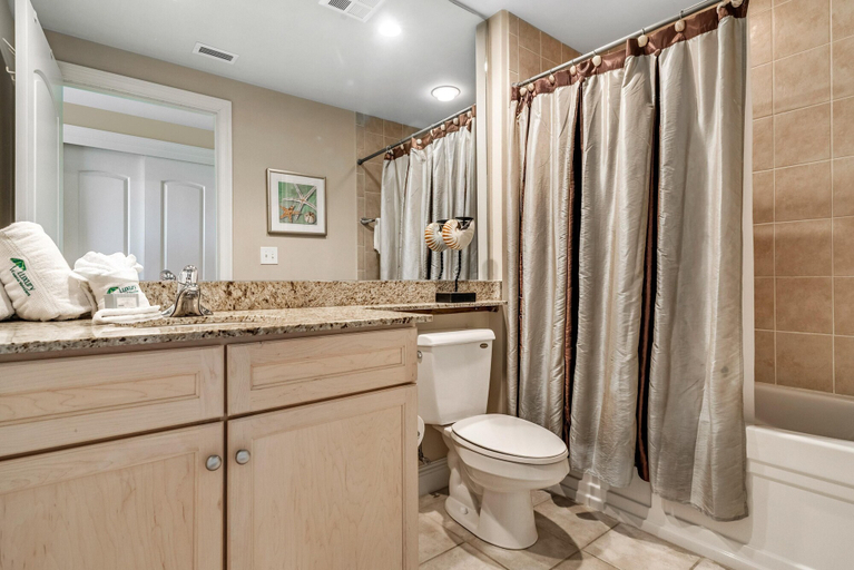 Bathroom 4, Indigo East 1906, Escambia