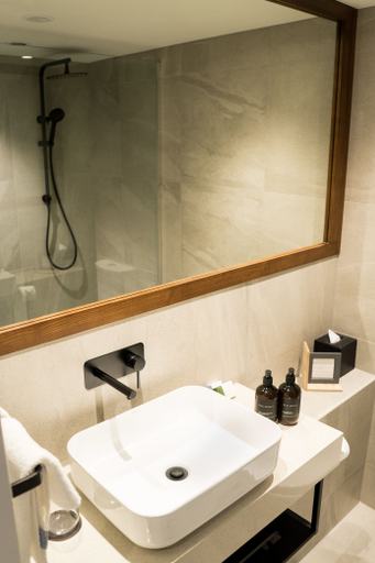 Bathroom 5, Kamana Lakehouse, Queenstown-Lakes