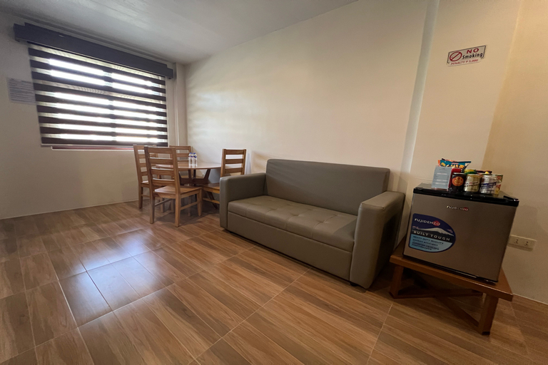 Others 4, Serenity Suites, San Rafael