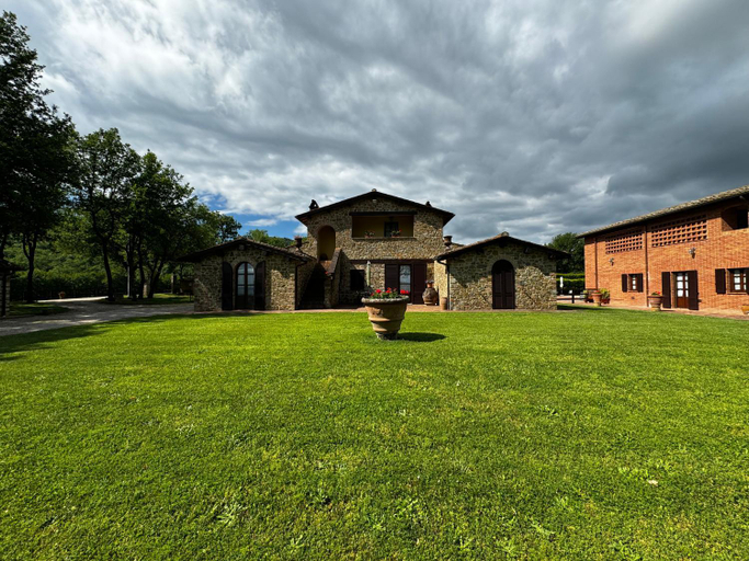 Others 4, Agriturismo LeGi Toscana, Arezzo