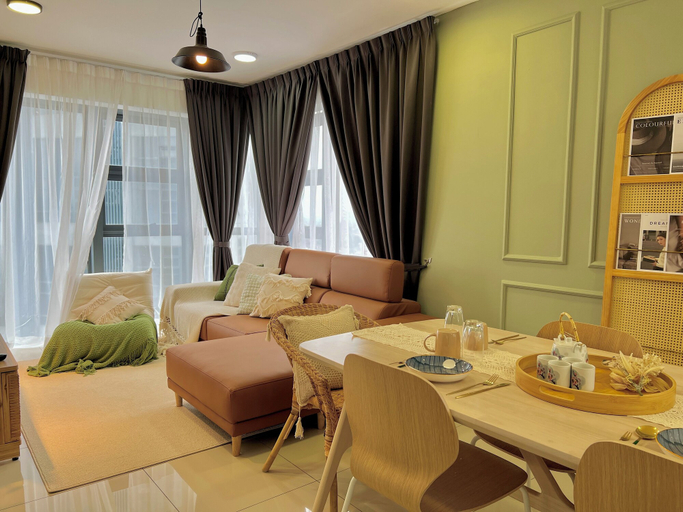Dining Room 15