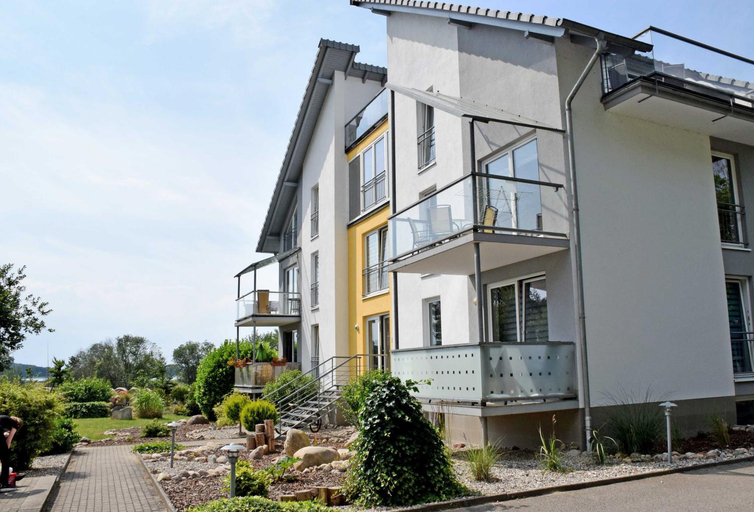 Exterior view 2, Ferienappartement Moenchgut, Vorpommern-Rügen