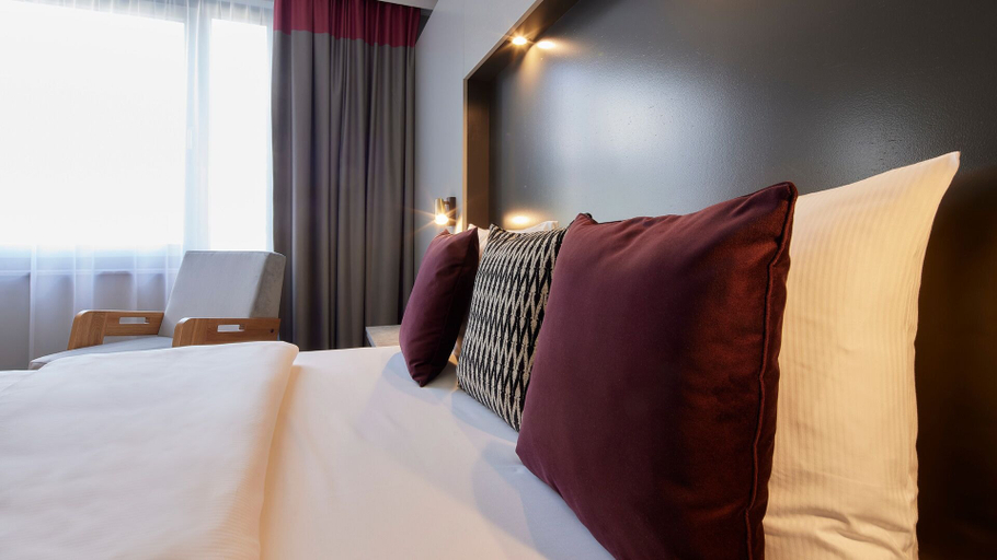 Bedroom 3, Ramada by Wyndham Essen, Essen