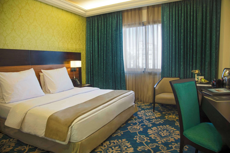 Bedroom 4, Corp Amman Hotel, Wadi Essier