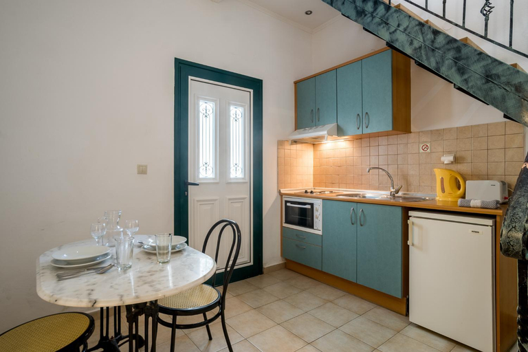 Kitchen 4, Barax Apartments, Ionian Islands