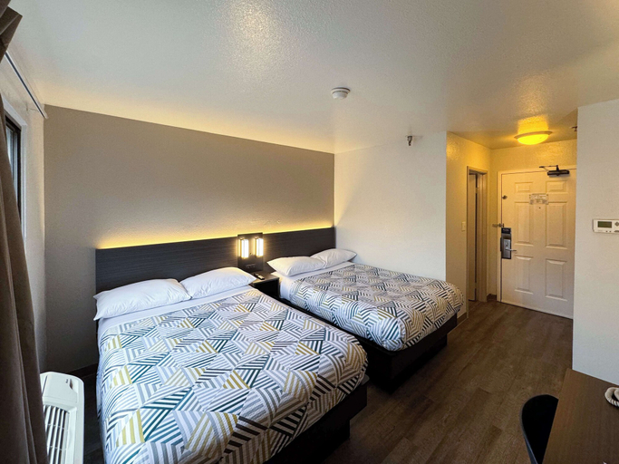 Bedroom 9