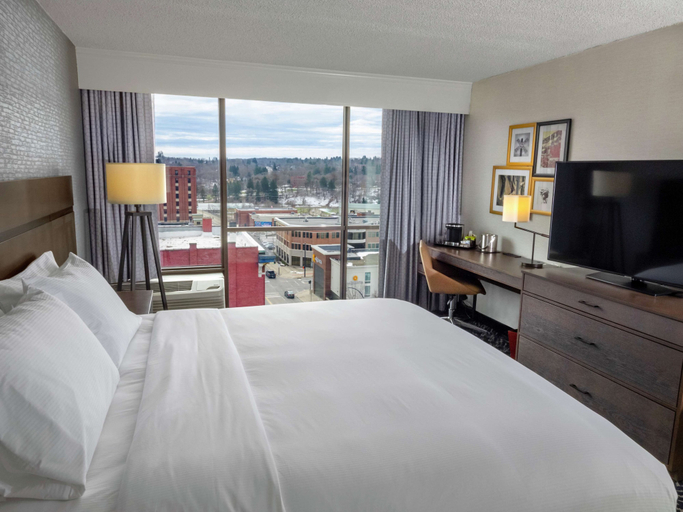 Bedroom 3, DoubleTree by Hilton Jamestown, Chautauqua