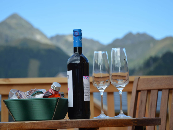 Food & Drinks, Wooden Chalet in Hohentauern With Sauna, Murtal