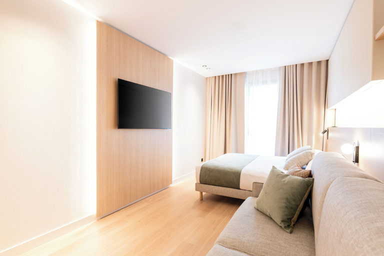 Bedroom 3, Aparthotel Atenea Calabria, Barcelona