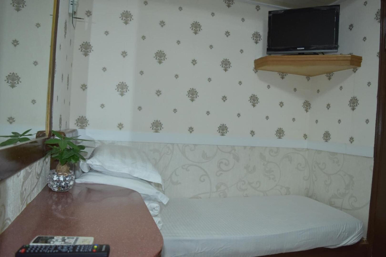 Bedroom 8