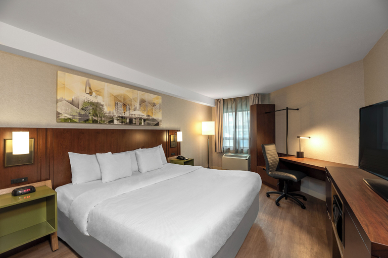 Bedroom 3, Comfort Inn - Parry Sound, Parry Sound