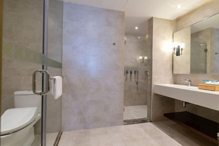 Bathroom 4