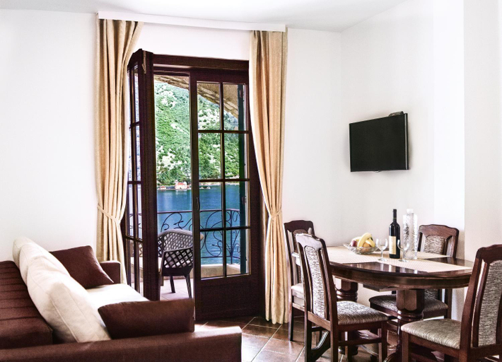 Others 2, Apartments Boka Vista