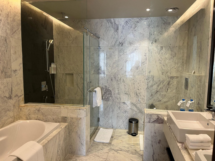 Bathroom 4, Le Meridien Thimphu, Chang