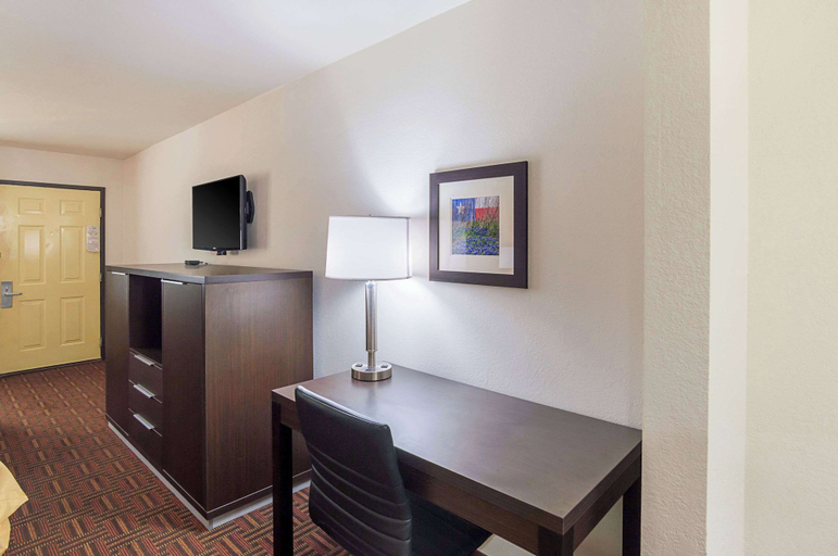 Others 5, Quality Inn Amarillo East, Potter