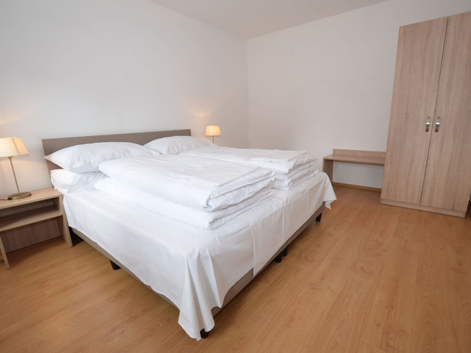 Bedroom 2, Modish Apartment With Terrace, Garden Furniture, Heating, Český Krumlov