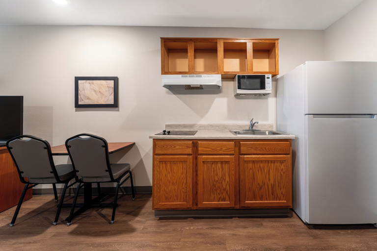 Others 5, WoodSpring Suites Macon North I-75, Bibb
