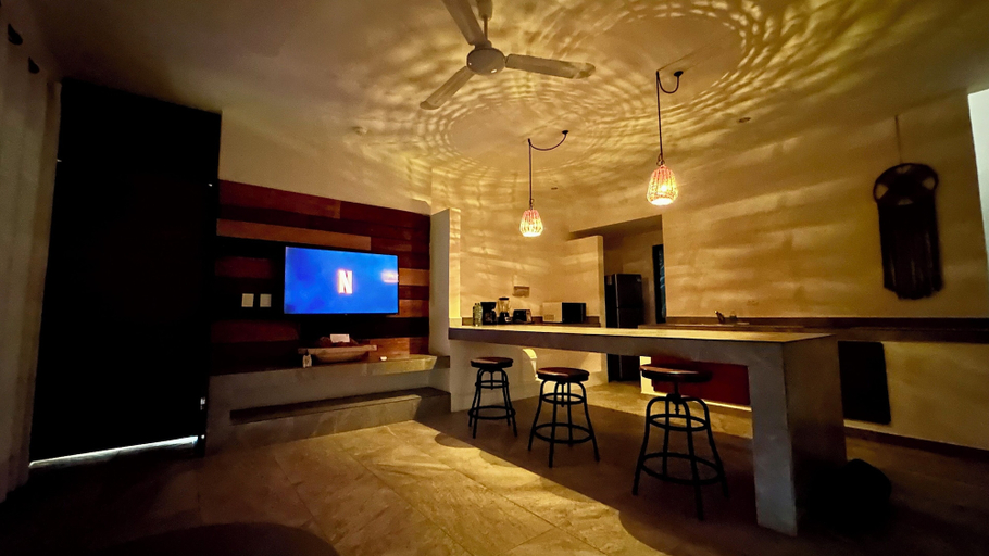 Food & Drinks 5, Kuun Taak Tulum, Cozumel