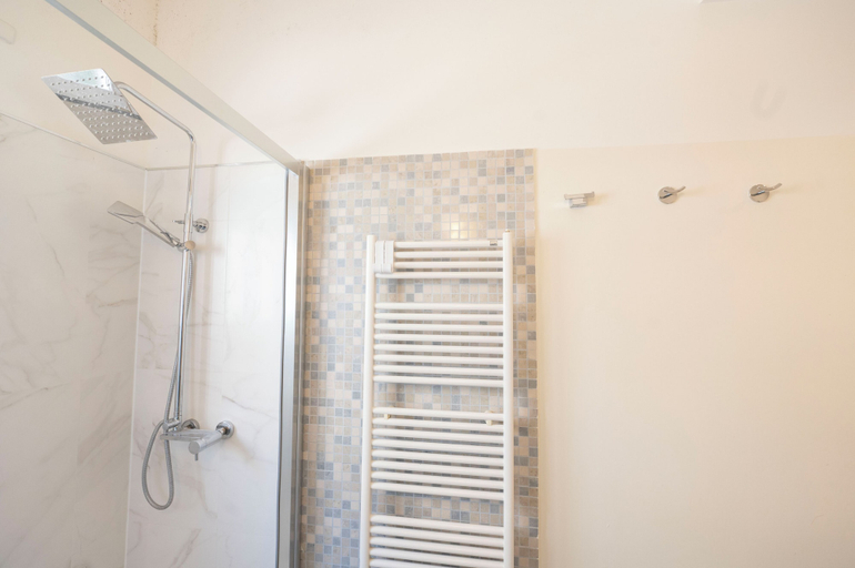 Bathroom 4, St Peter new and lightsome apartment with balcony, Roma