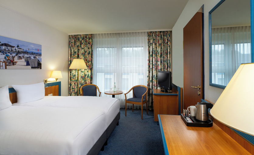 Bedroom 3, Sunday Hotel and Spa Wismar, Nordwestmecklenburg