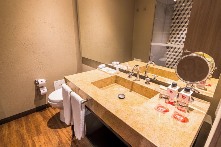 Bathroom 4, GHL Hotel Bogota Occidente, Cota