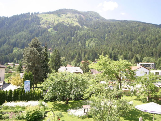 Others 3, Apartment in Feld am See by Brennsee Lake, Villach Land