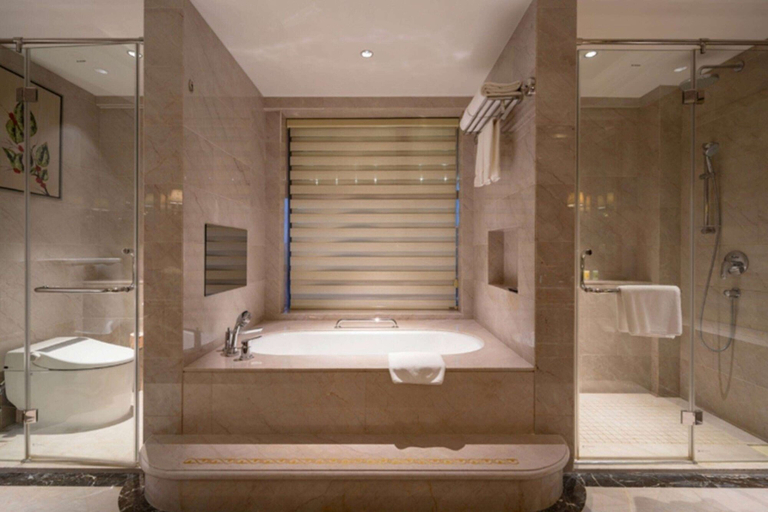 Bathroom 5, Wyndham Grand Xian Residence, Xi'an