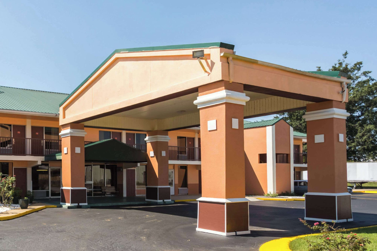 Econo Lodge, Morgan
