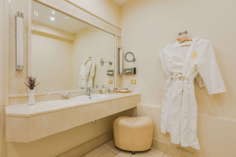 Bathroom 4, Hotel Europe, Minsk