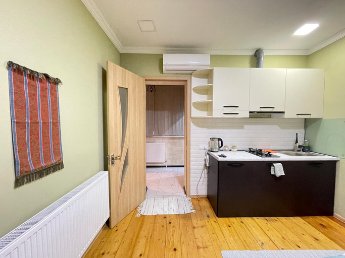 Others 5, New Lights Apartment, Tbilisi