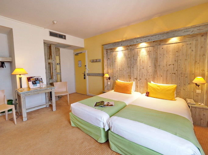 Bedroom 2, Mercure Millau, Aveyron