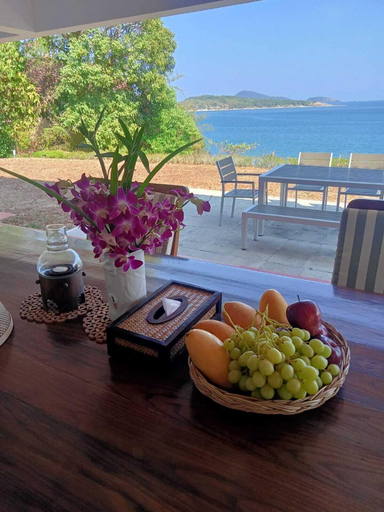 Food & Drinks 5, Baan Khunying – Secluded Phuket Beachfront Villa, Pulau Phuket