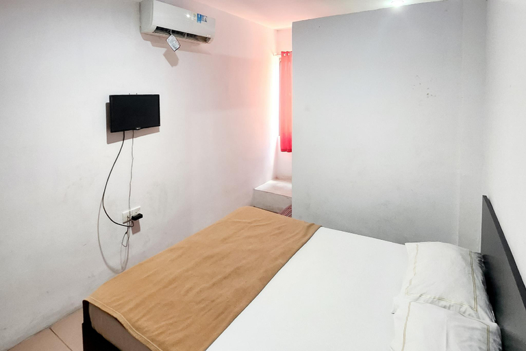 Bedroom 12
