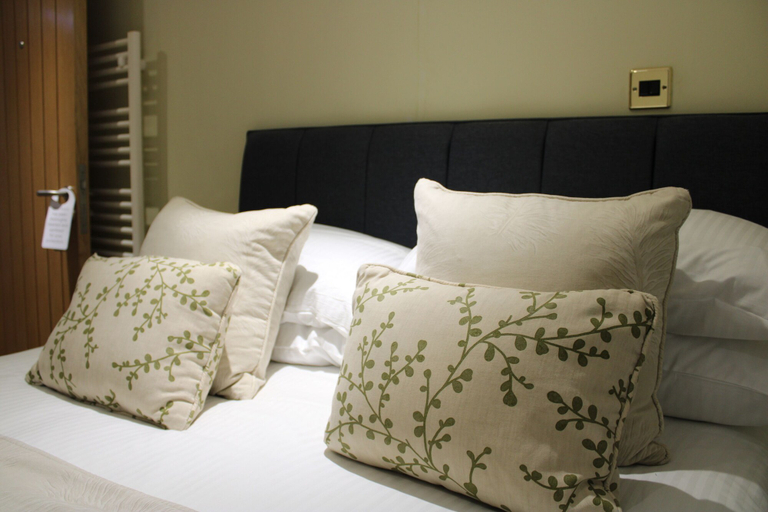 Bedroom 2, The Chequers Inn, Isle of Wight