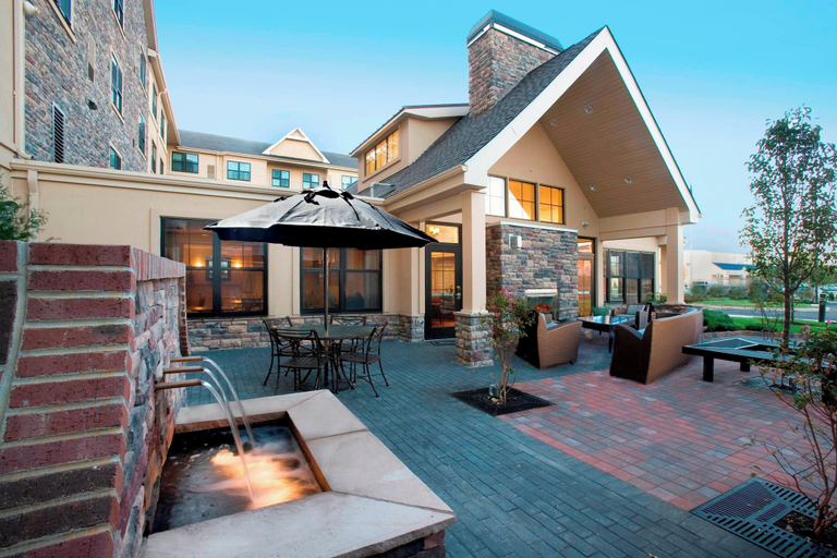 Exterior & Views 2, Residence Inn Marriott Dover, Kent