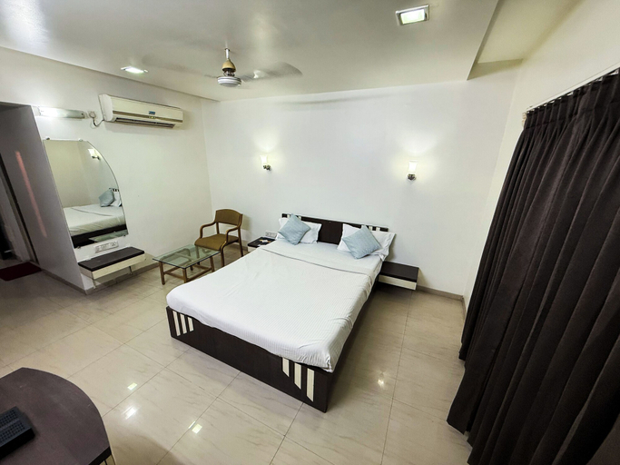 Bedroom 8