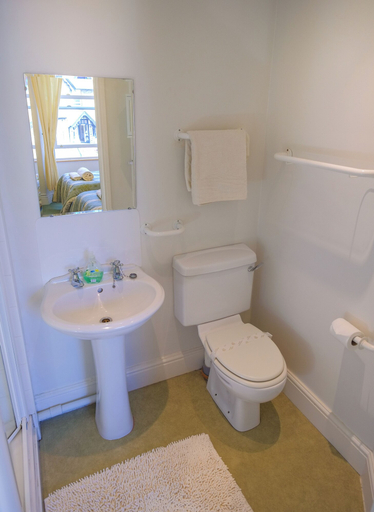 Bathroom 3, Somerset House, Cumbria