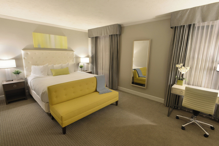 Bedroom 25