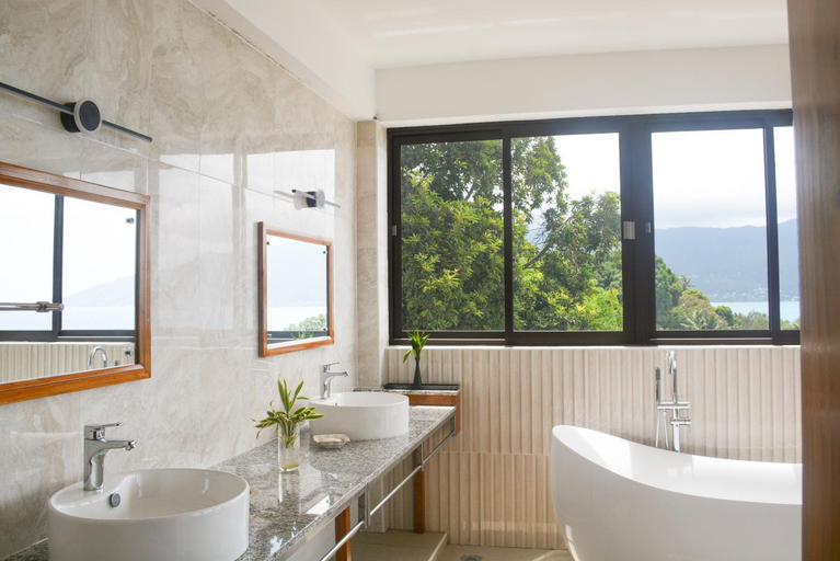 Bathroom, Sunbird Villas
