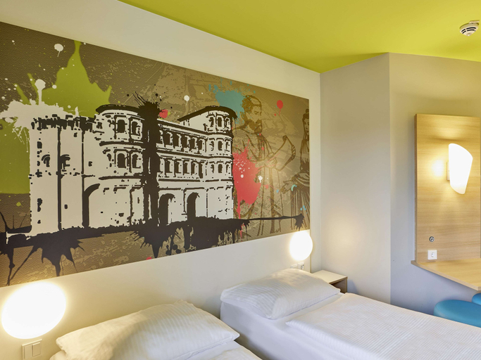 Bedroom 3, B&B Hotel Trier, Trier